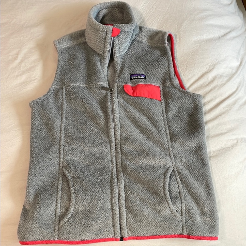 Patagonia Gray Fleece Vest with Pink Highlights